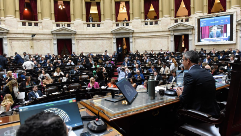 ¿CORRESPONDE LA EXCLUSIÓN DE LISANDRO ALMIRÓN DE LA CÁMARA DE DIPUTADOS DE LA NACIÓN?