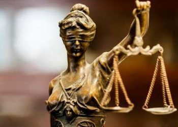 CUANDO EL PODER JUDICIAL LE PONE FRENO AL CAPRICHO POLÍTICO