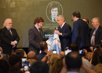 EL SAPO LIBERAL QUE SE TRAGÓ ALMIRÓN