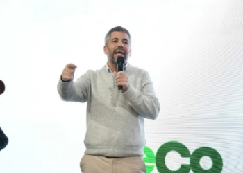 EL ZIGZAG DE EMILIANO FERNÁNDEZ: ¿CONVICCIÓN O GPS ROTO?