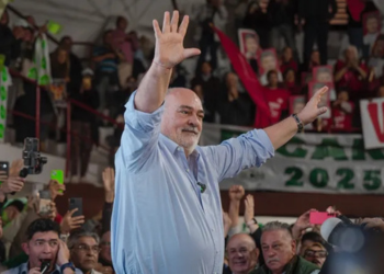RICARDO COLOMBI Y ECO: EL OCASO DE UN LIDERAZGO