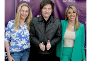 VIRGINIA GALLARDO, LA INCONGRUENCIA DE LA CORRENTINIDAD
