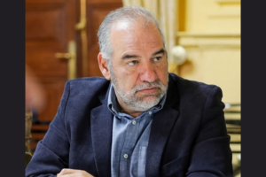 POLICH ASUME PARA “REORDENAR”