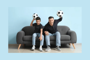 UN VIEJO LIBRO Y LA CANCHA INCLINADA